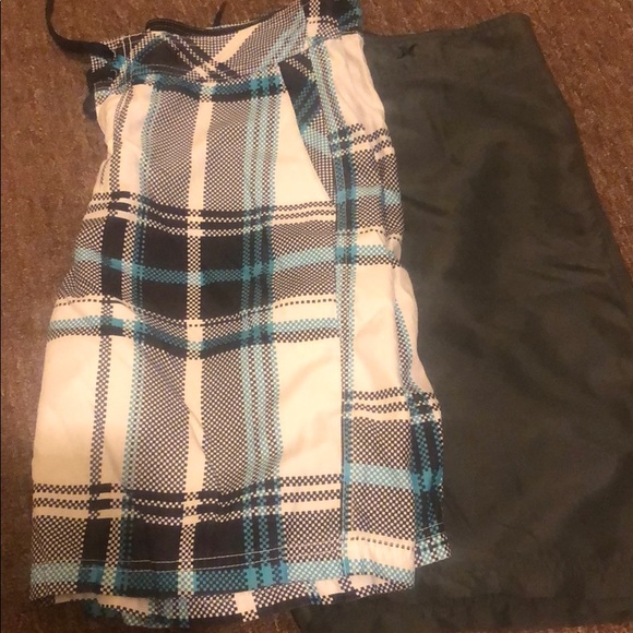 Hurley board shorts - Picture 1 of 1